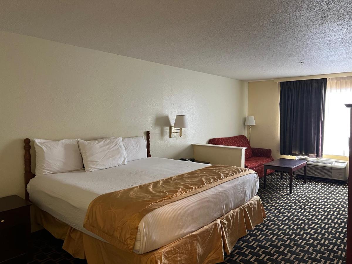 Budgetel Inns & Suites Fairfield Екстер'єр фото